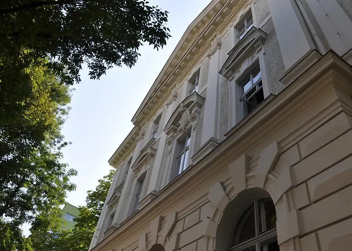 Vienna Suites Apartmán *